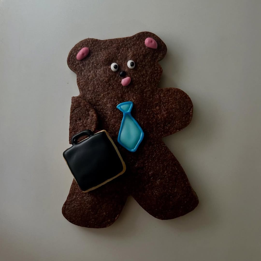 Post 3 by maison de  bonbons on Instagram (image)