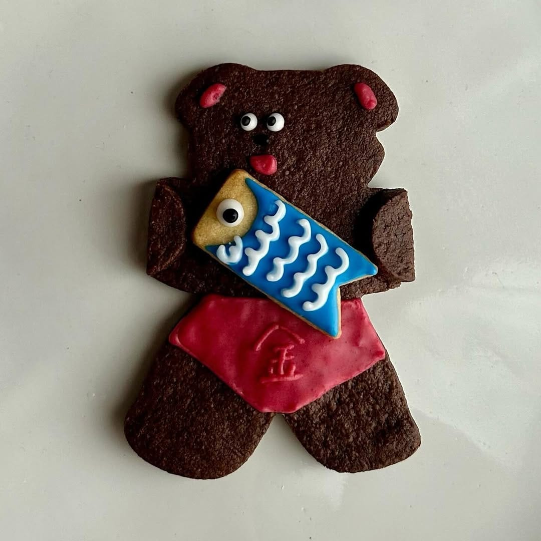 Post 10 by maison de  bonbons on Instagram (image)