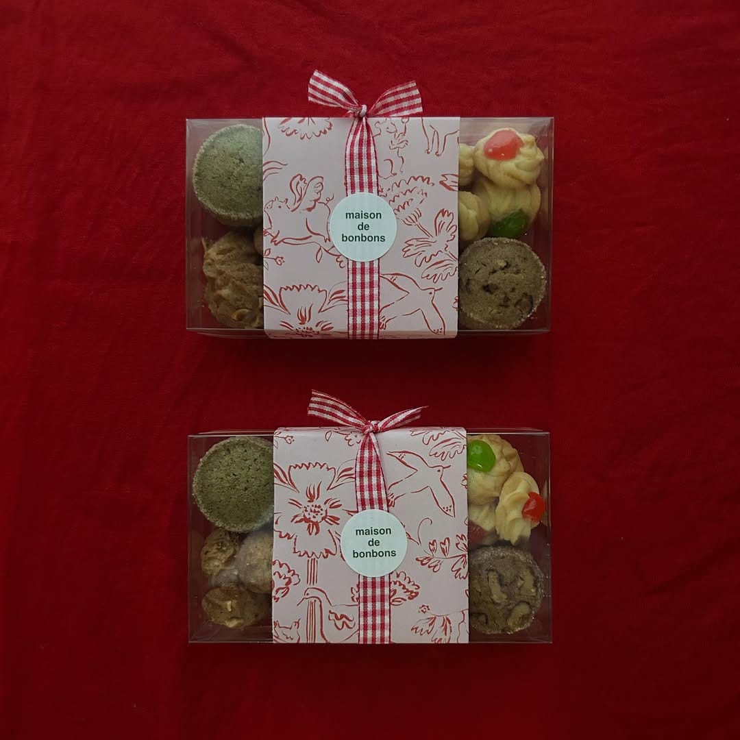 Post 5 by maison de  bonbons on Instagram (image)