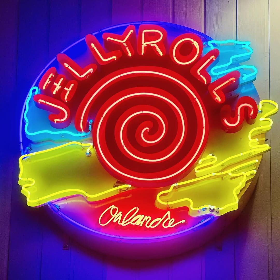 Post 5 by Jellyrolls on Instagram (image)