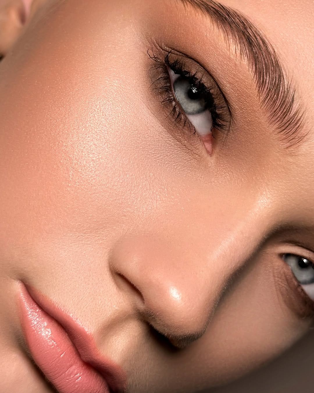 Post 7 by MAKEUP UKRAINE🇺🇦FINLAND🇫🇮 on Instagram (carousel)