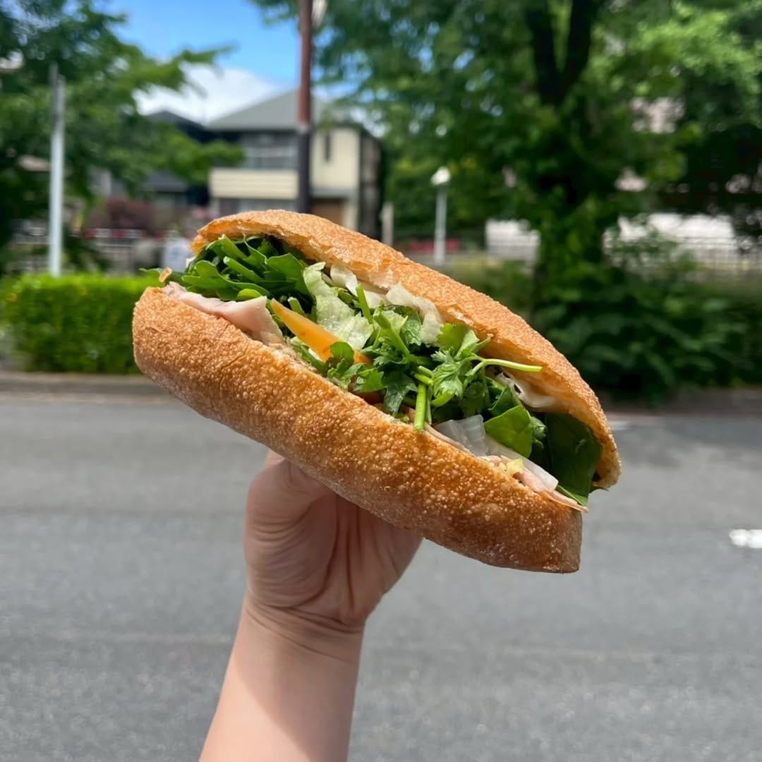 Post 6 by 120gバインミー京都 on Instagram (carousel)