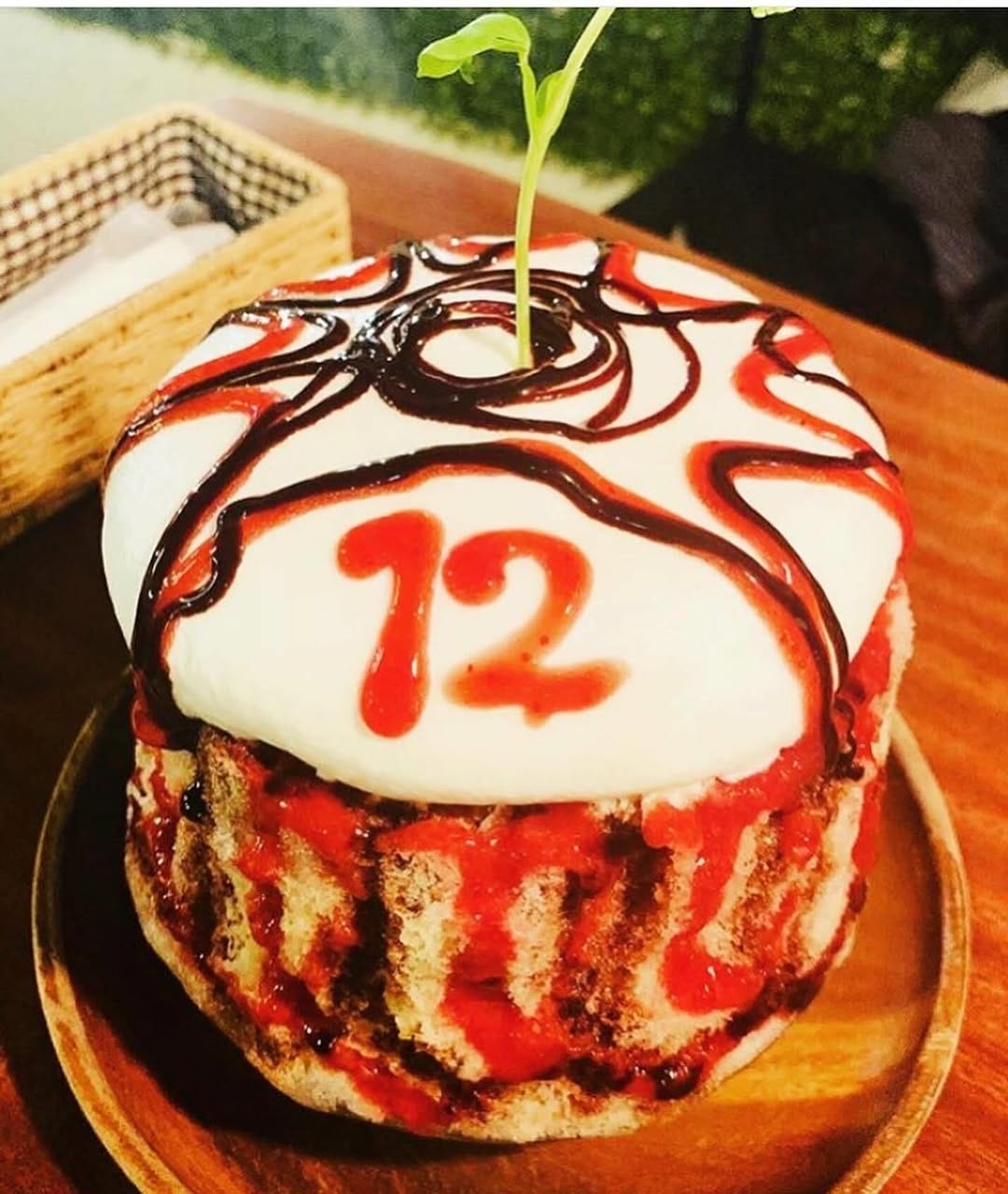 Post 5 by cafe12 かき氷カフェ Twelve on Instagram (carousel)