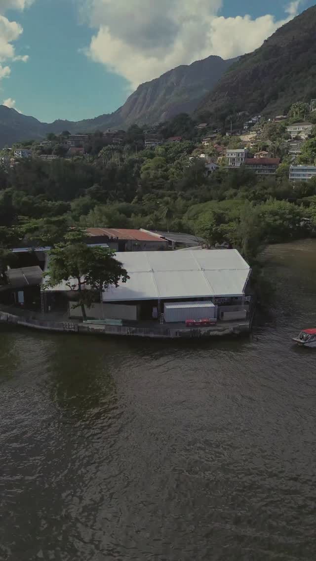 Post 7 by Bloco Chora Me Liga ® on Instagram (video)