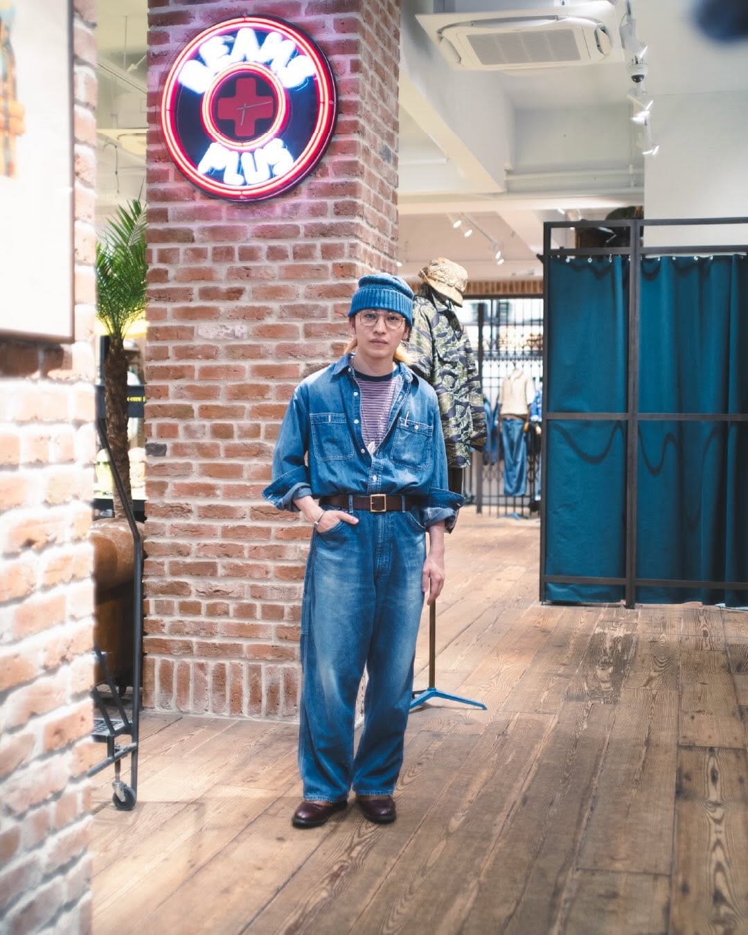 Post 3 by BEAMS PLUS OSAKA on Instagram (carousel)