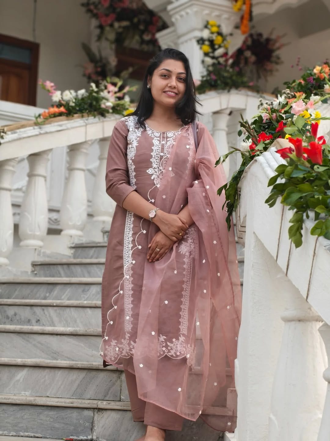 Post 4 by Ankita Jena on Instagram (image)