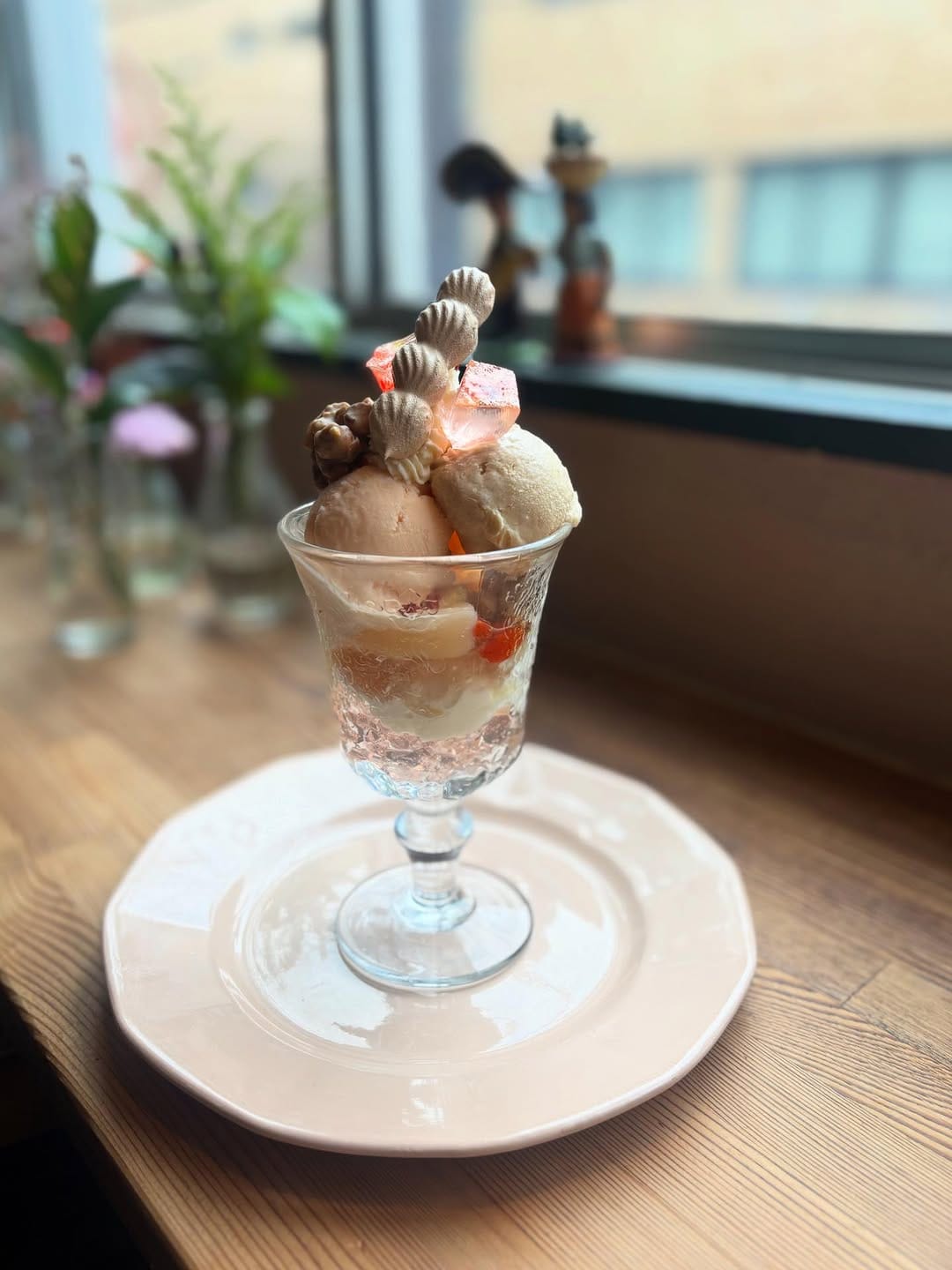 Post 9 by 天国喫茶ぱらいそ on Instagram (carousel)