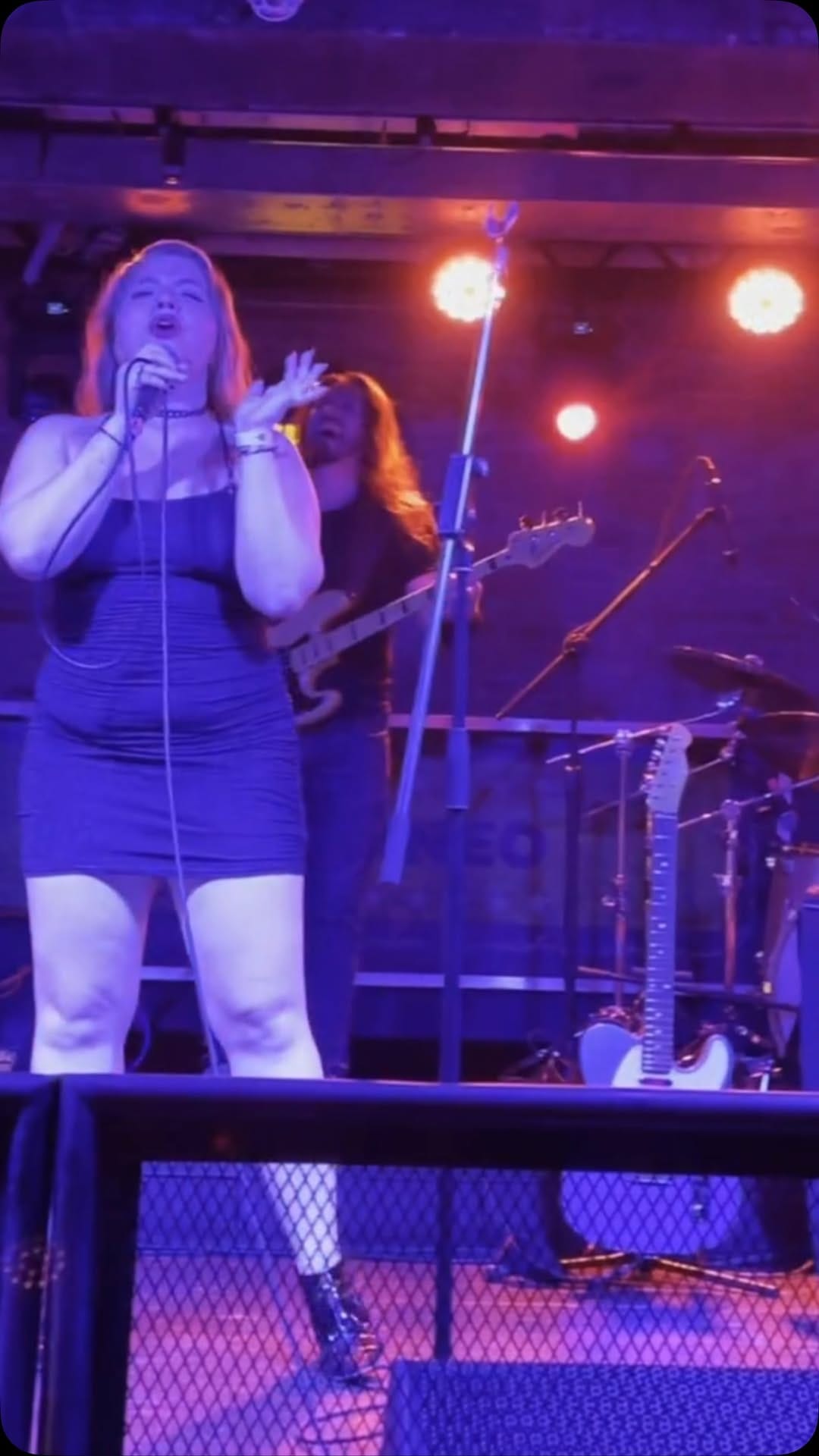 Post 4 by Mapochossippi | Blues a la chilena on Instagram (video)