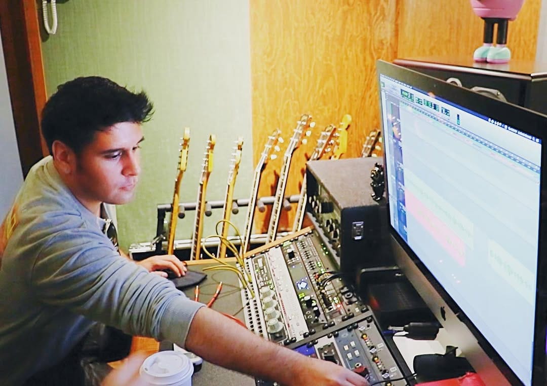 Post 6 by Rob Jimenez on Instagram (image)