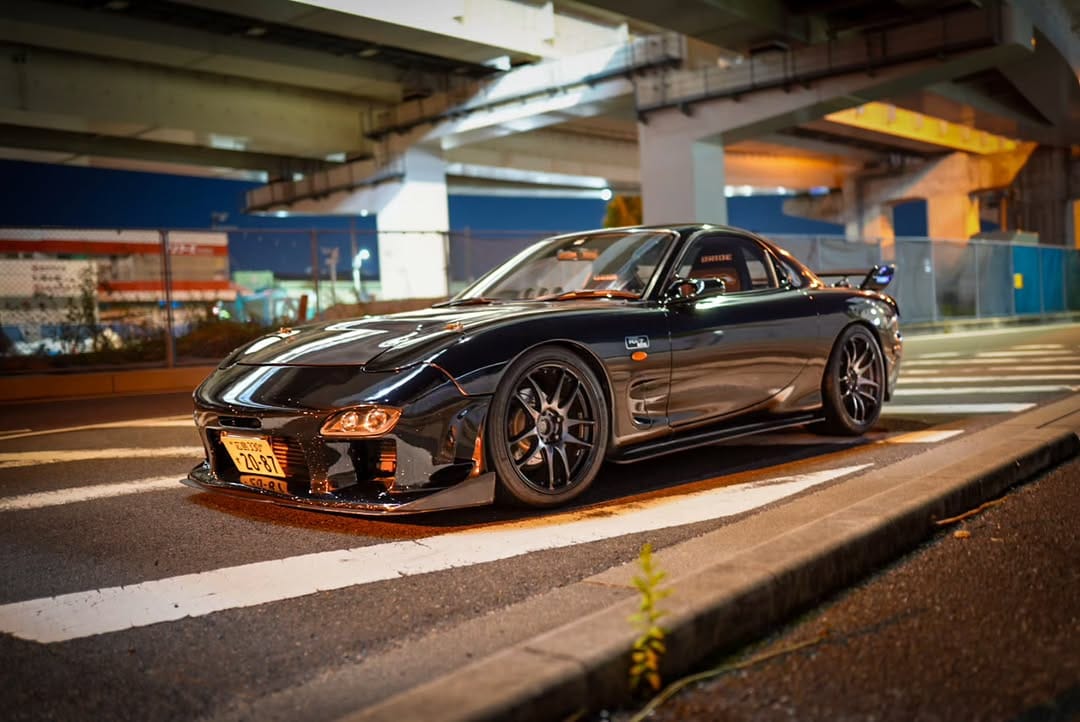 Post 4 by RX-7 on Instagram (image)