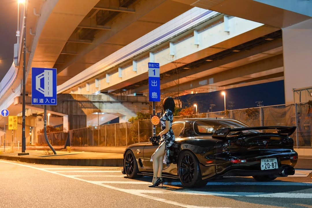 Post 6 by RX-7 on Instagram (image)