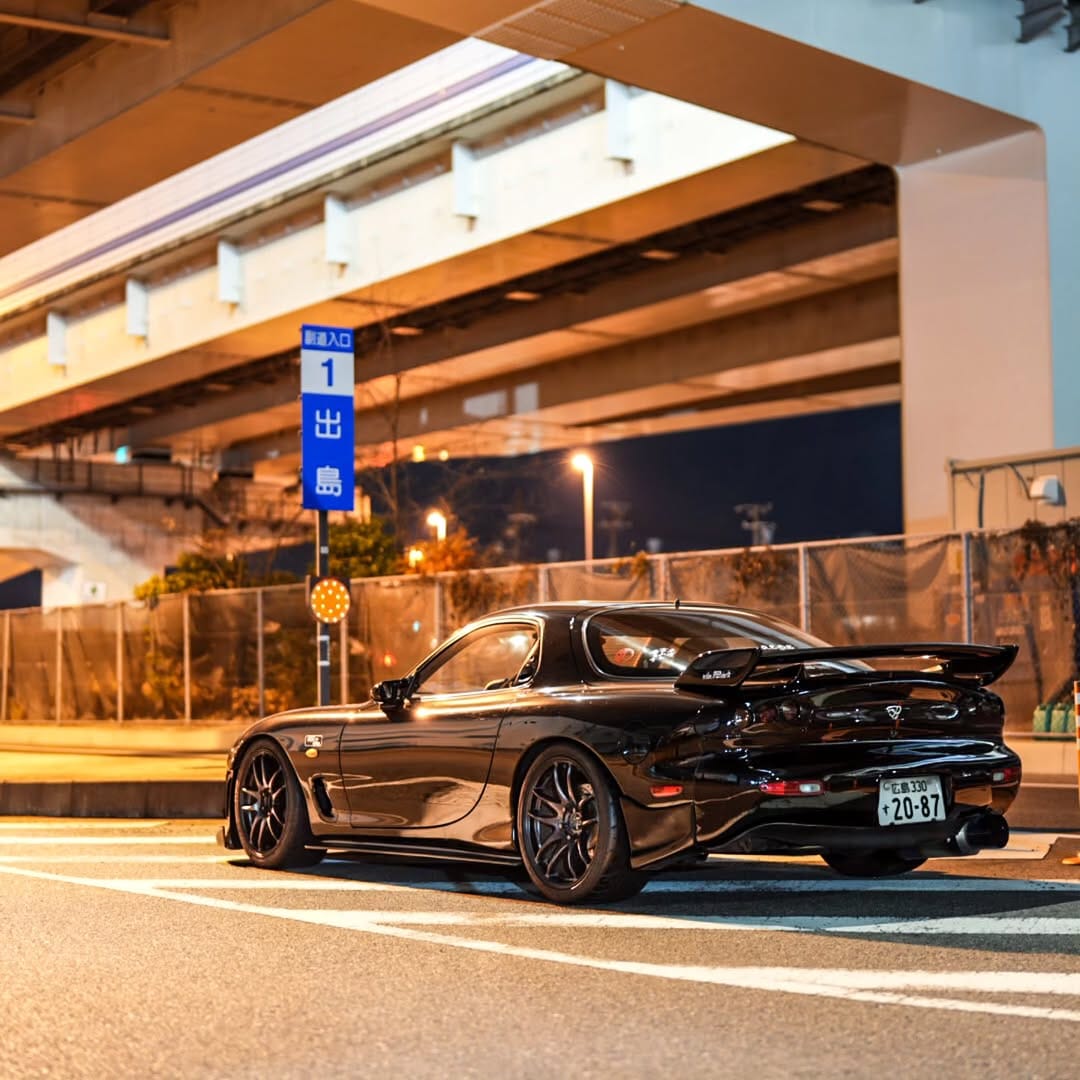 Post 5 by RX-7 on Instagram (image)