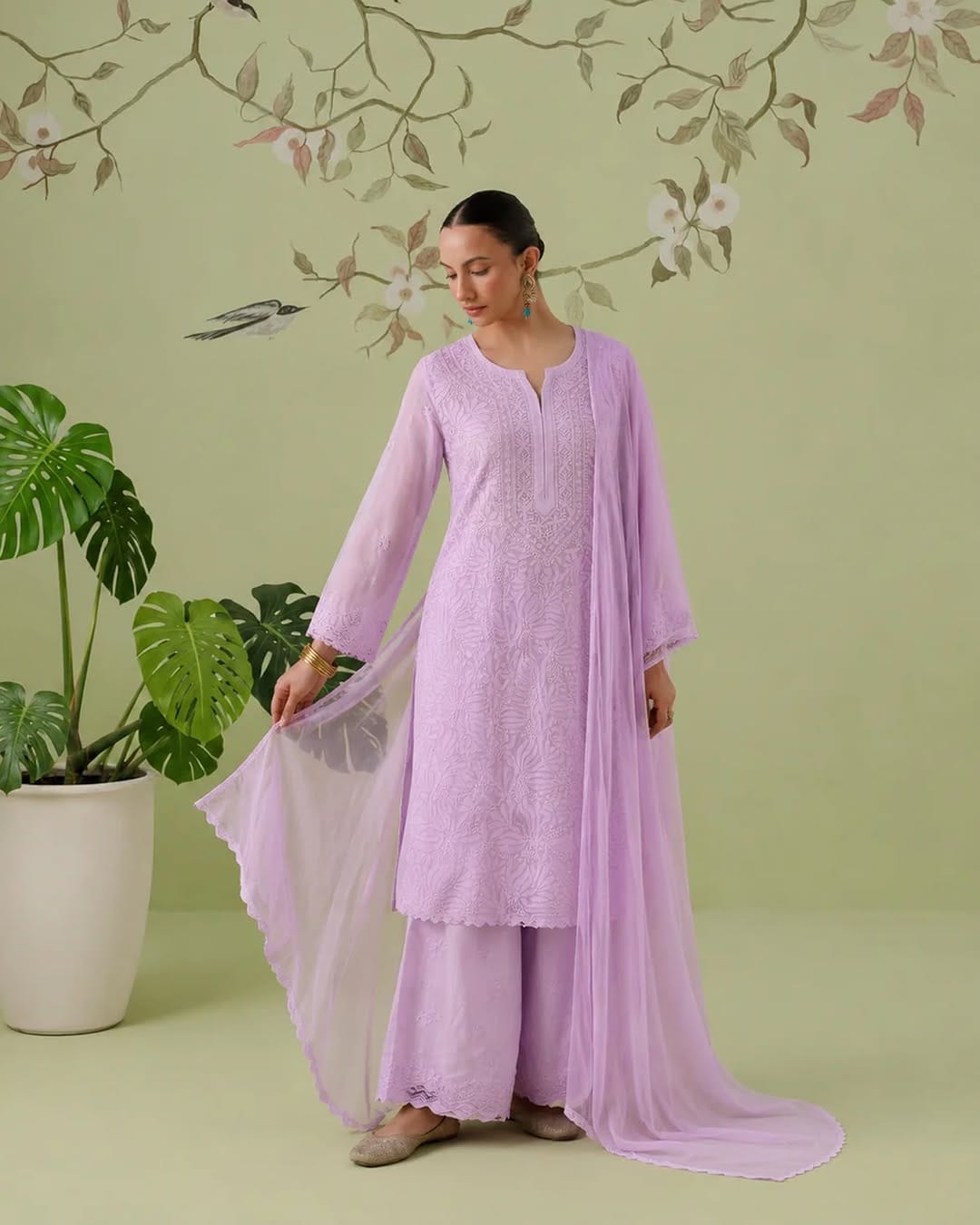 Post 4 by Alekhya Chikankari By Suhani on Instagram (image)