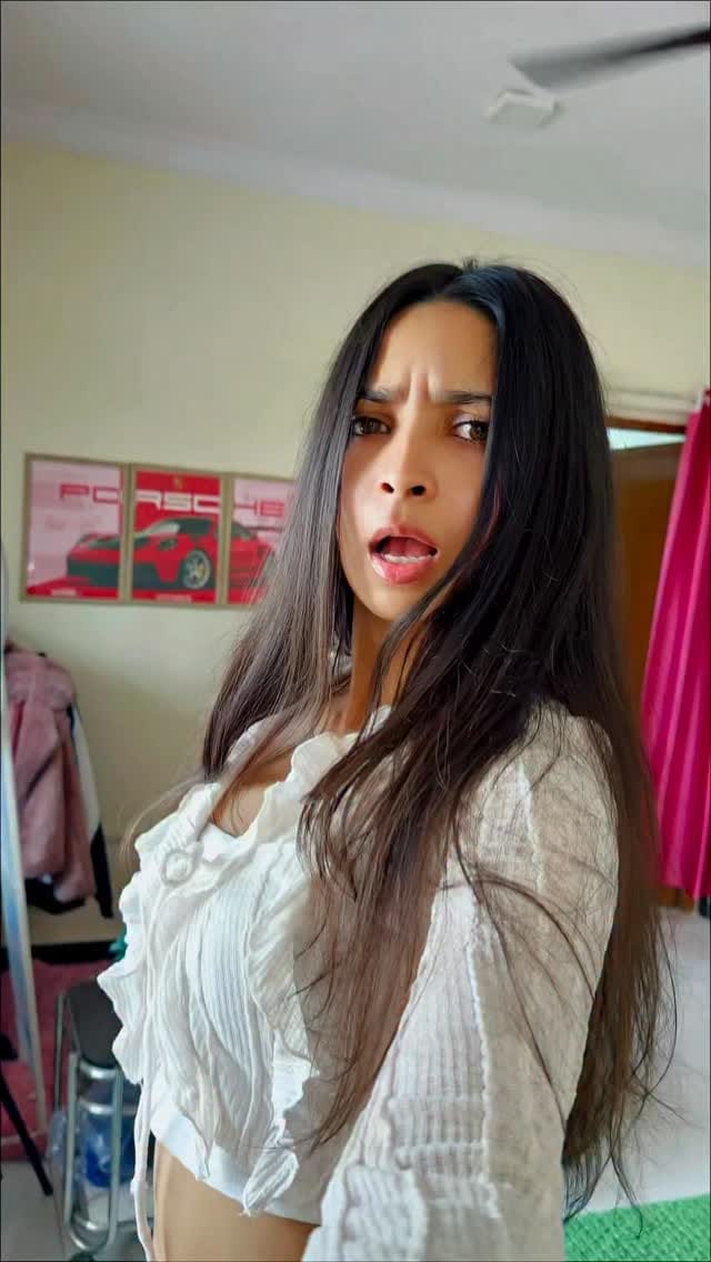 Post 1 by Riya Agrawal on Instagram (video)