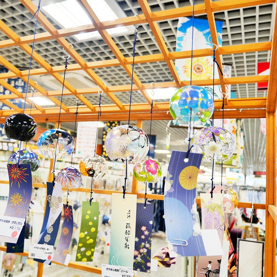 Post 5 by 大丸藤井セントラル on Instagram (carousel)