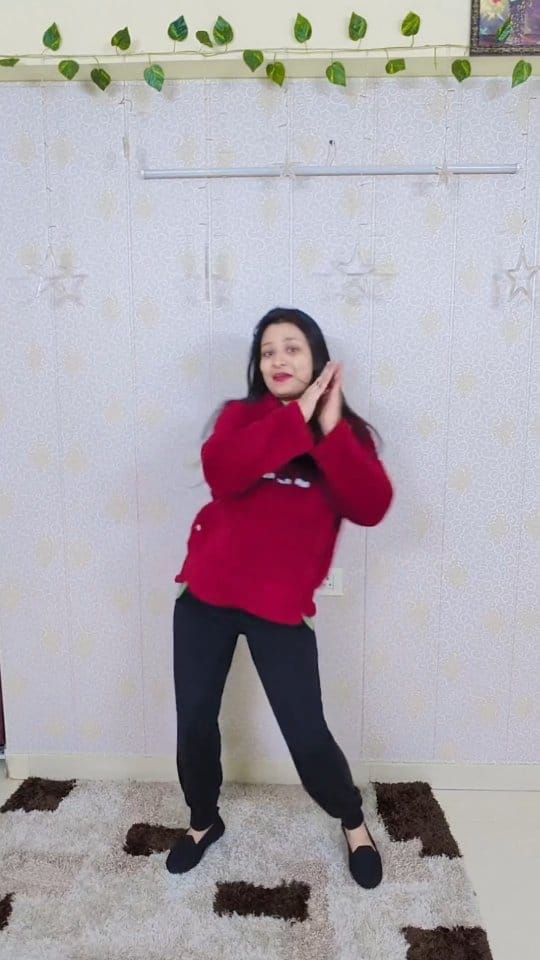 Post 9 by 𝓟𝓸𝓸𝓳𝓪 𝓢𝓲𝓷𝓰𝓱 on Instagram (video)