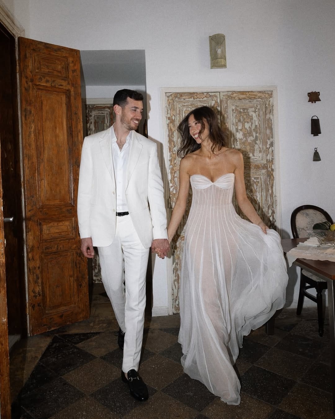 Post 10 by Liz Martinez Bridal on Instagram (carousel)