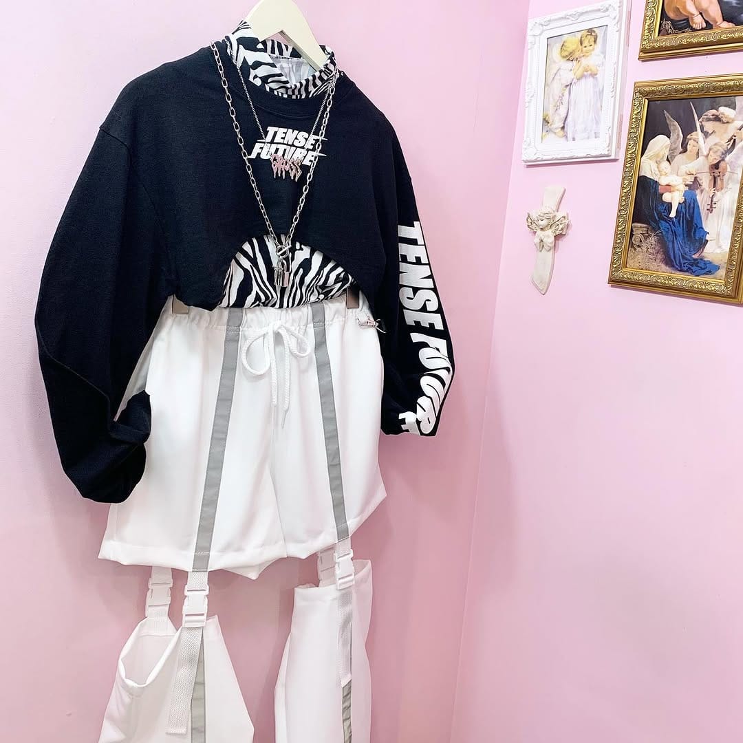 Post 9 by (𝕞𝕖) on Instagram (carousel)