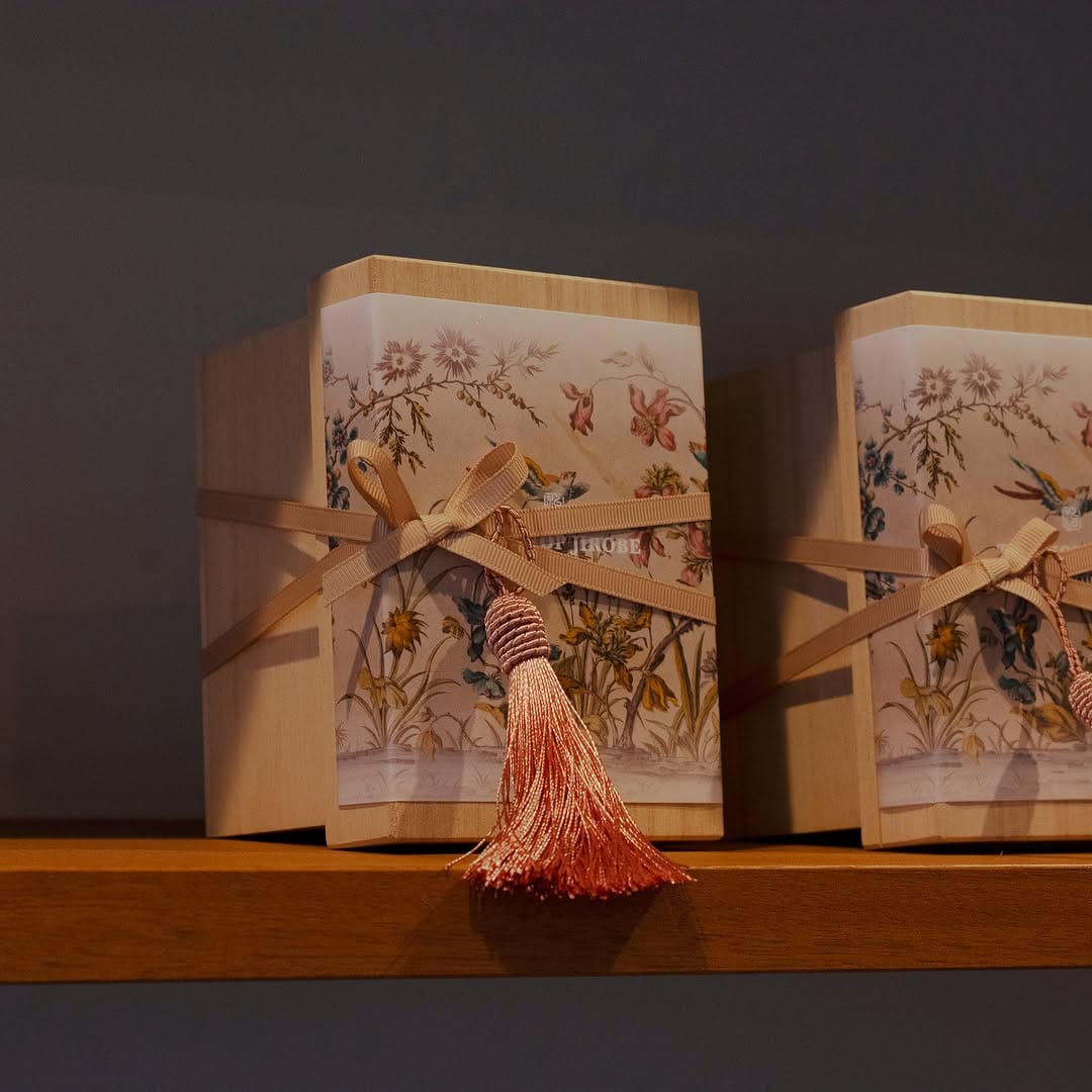 Post 6 by TEA SHOP JIROBE 紅茶舗治郎兵衛 on Instagram (carousel)