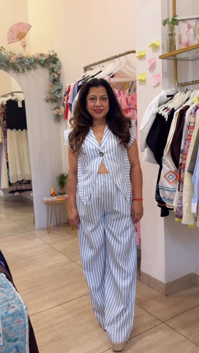 Post 4 by Label Poshtribe on Instagram (video)