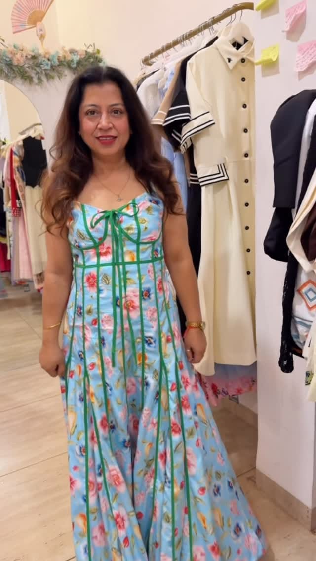 Post 2 by Label Poshtribe on Instagram (video)