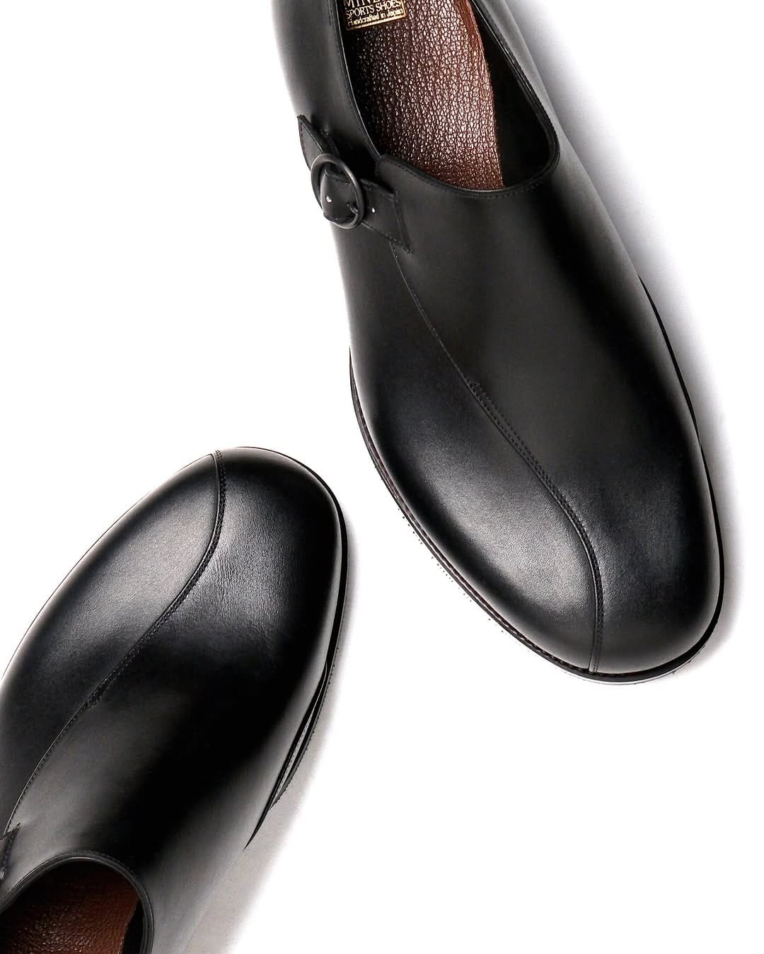 Post 9 by MINEZO SPORTS SHOES on Instagram (carousel)