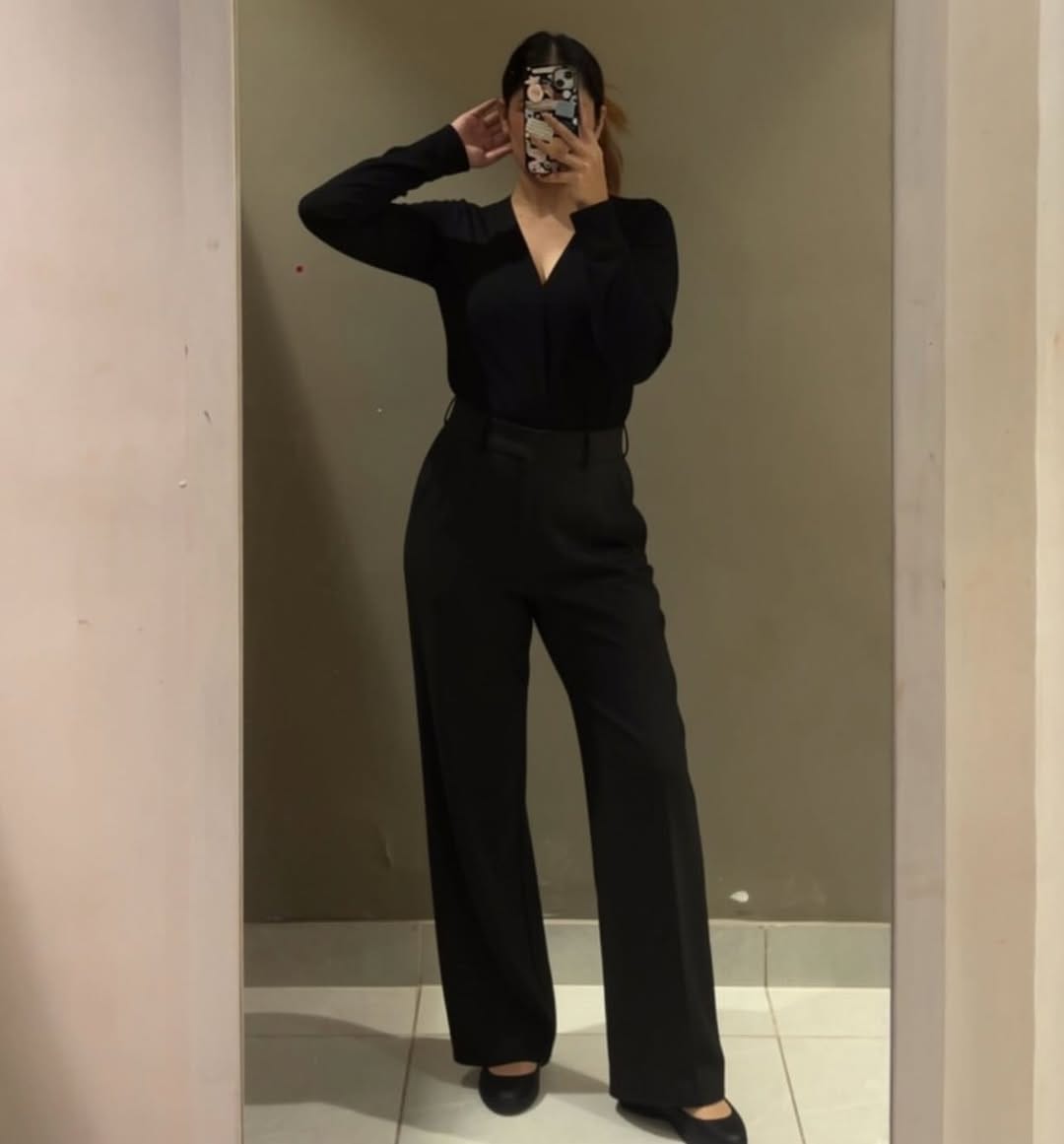 Post 5 by Rashi Jangid | content creator on Instagram (carousel)