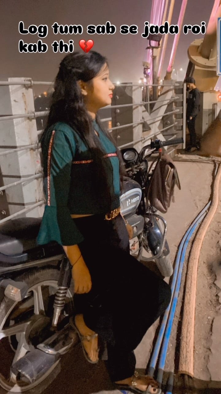 Post 6 by Payal on Instagram (video)