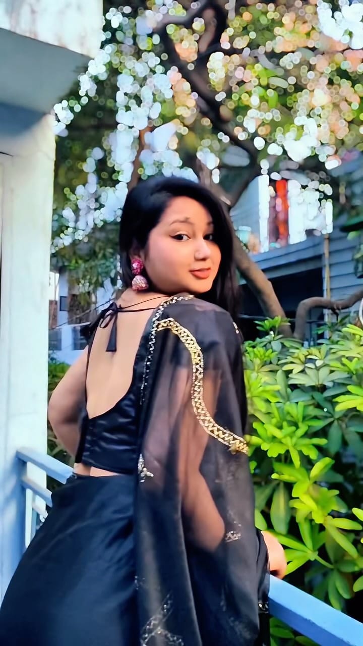Post 5 by Payal on Instagram (video)