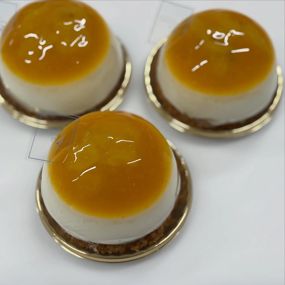 Post 10 by La pâtisserie KANAZAWA/ラパティスリーカナザワ/山形/ケーキ on Instagram (carousel)