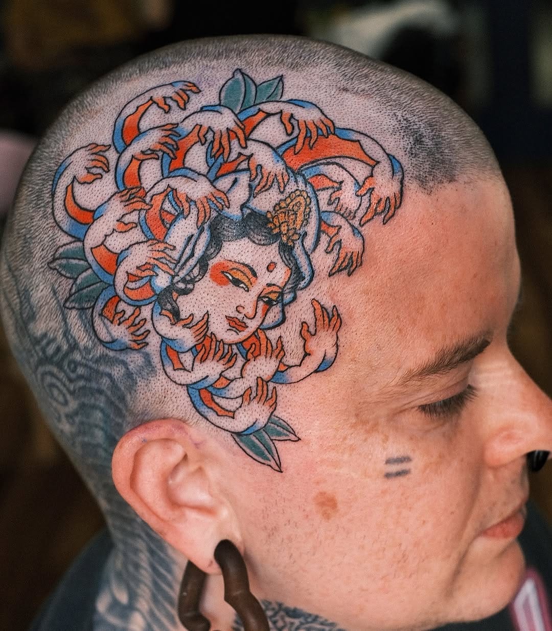 Post 9 by Quang Tuấn (Blue Picasso) on Instagram (carousel)