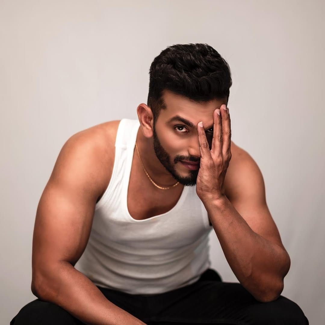 Post 10 by Hemanth Thippeswamy on Instagram (image)