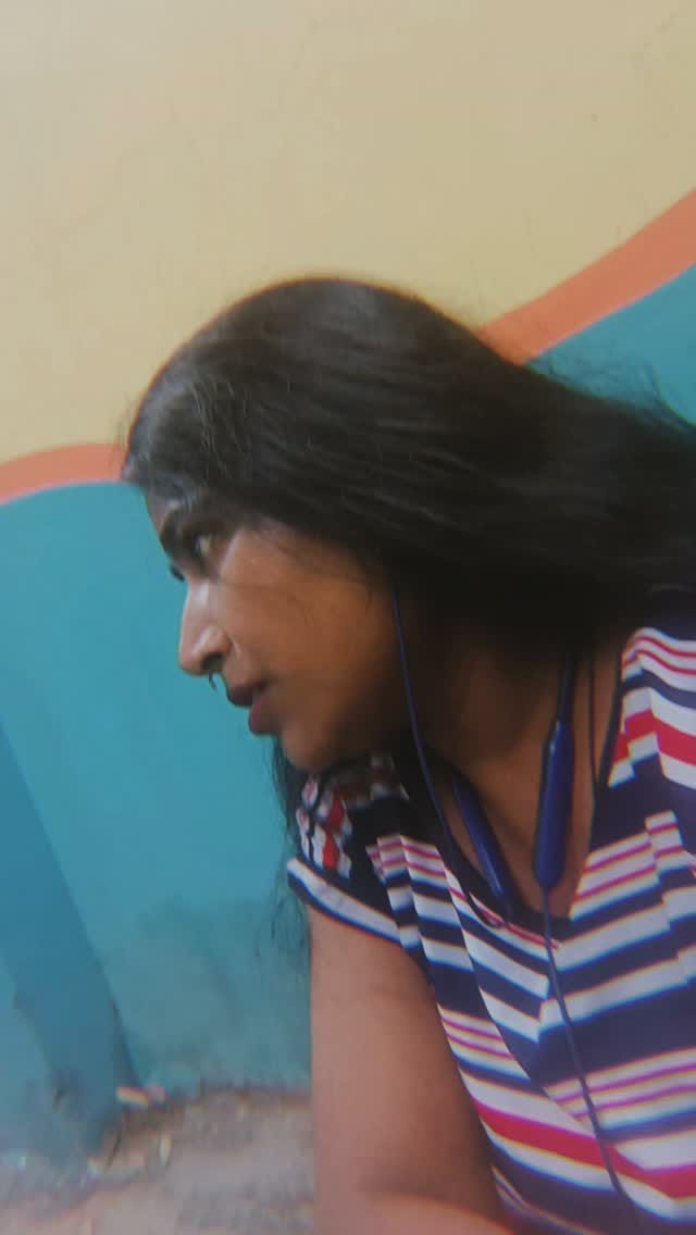 Post 1 by Reshma Kumari on Instagram (video)