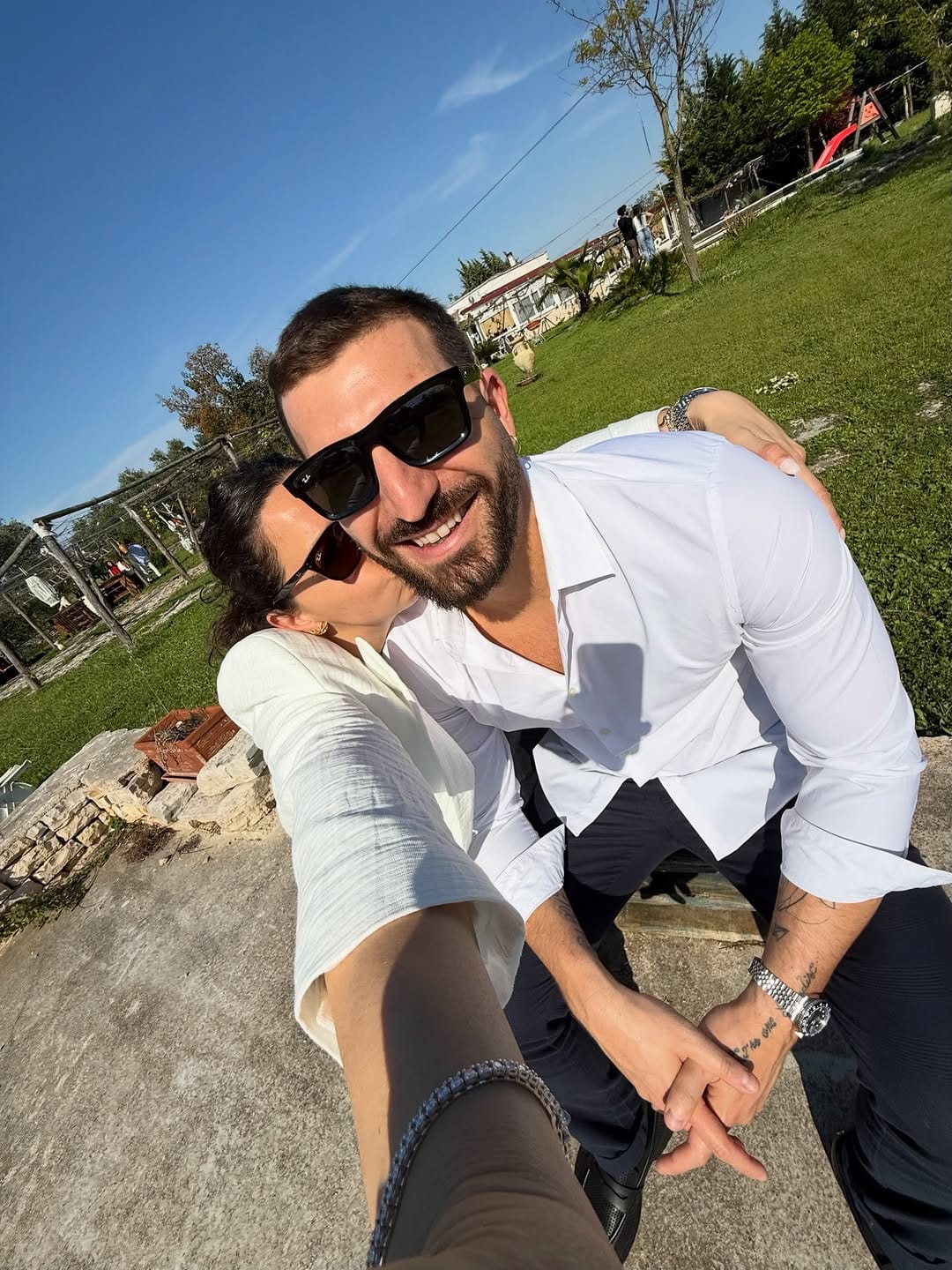 Post 6 by Elena Di Liddo on Instagram (carousel)
