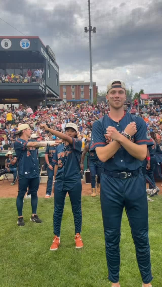 Post 4 by Clark Gilmore on Instagram (video)