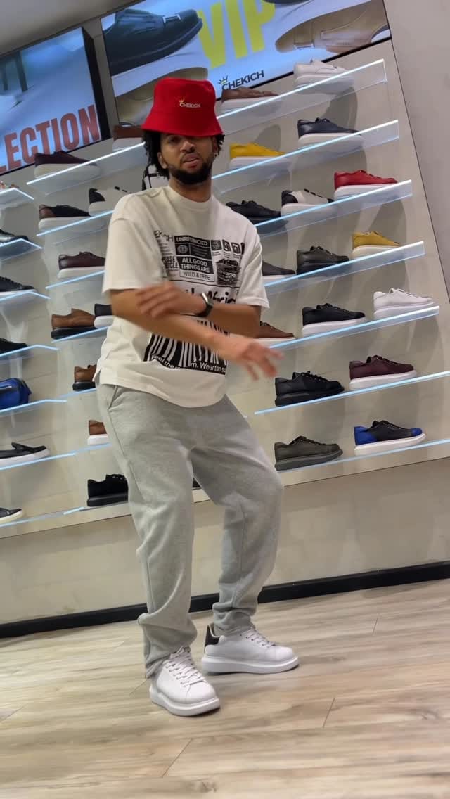 Post 1 by jeandre on Instagram (video)