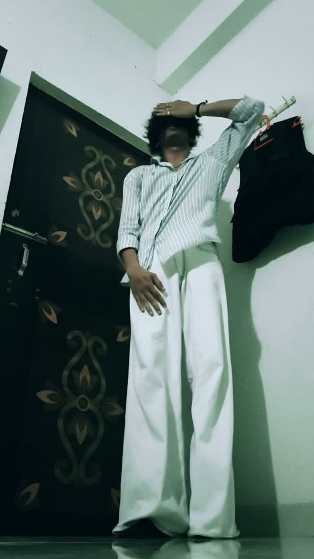 Post 1 by 3v Dannce eraa on Instagram (video)