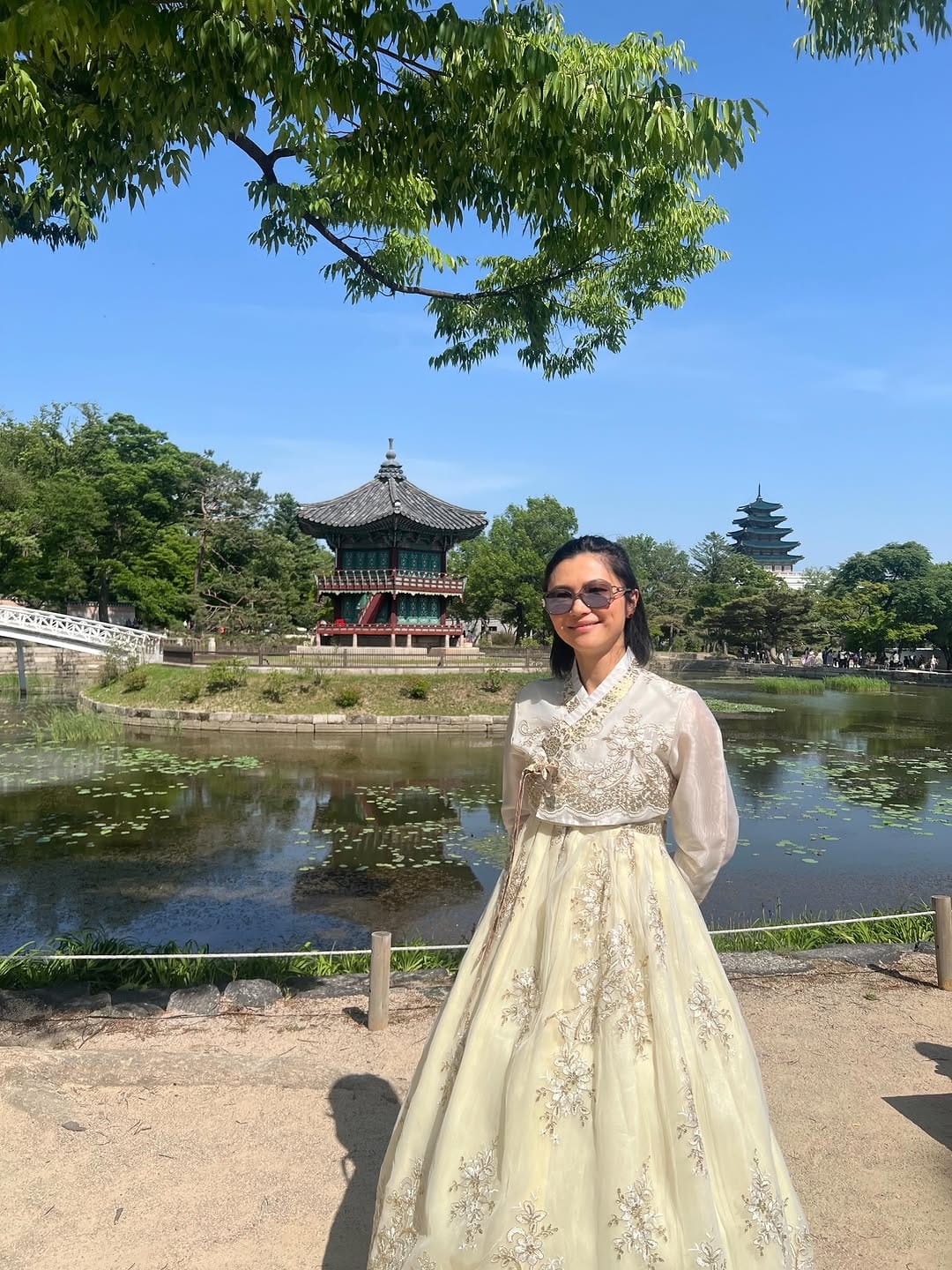 Post 10 by Rino nakasone 仲宗根梨乃 on Instagram (carousel)