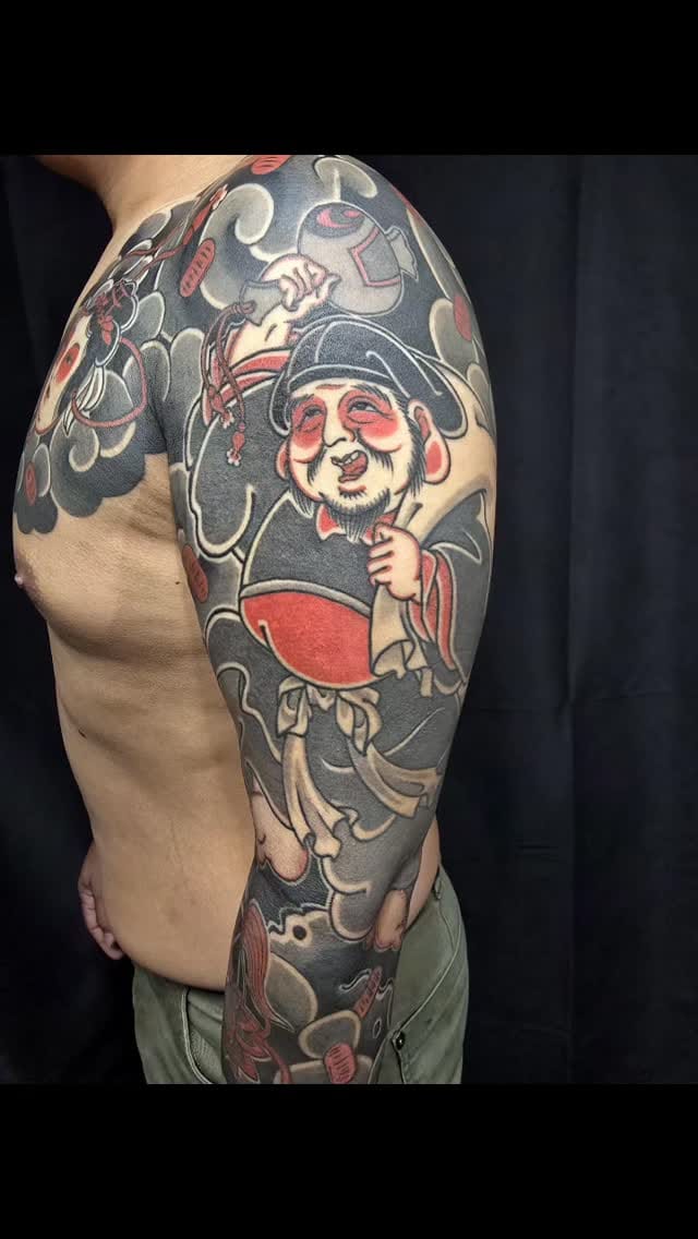 Post 5 by BARON TATTOO 彫爵 ( ほりたか)horitaka on Instagram (video)