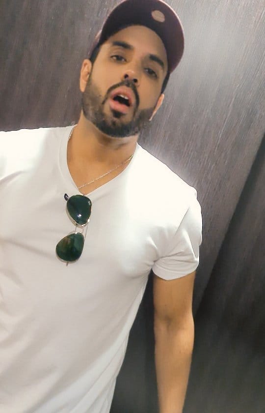 Post 3 by Ateesh Randev on Instagram (video)