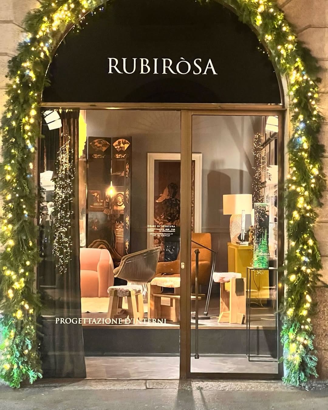 Post 10 by Rubiròsa Milano on Instagram (image)