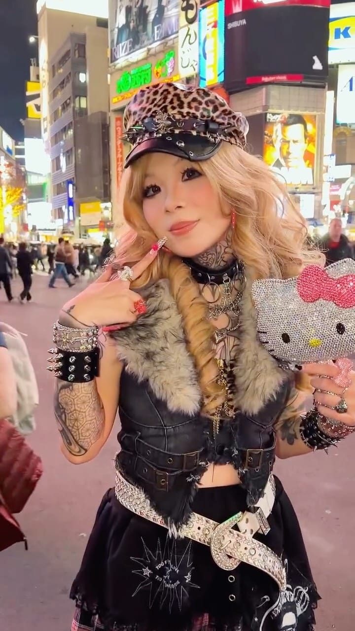 Post 5 by Evangeline Chen on Instagram (video)