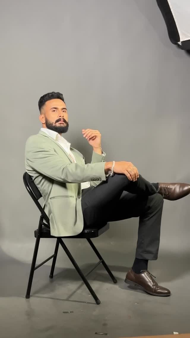 Post 2 by Shikhar Chandra on Instagram (video)