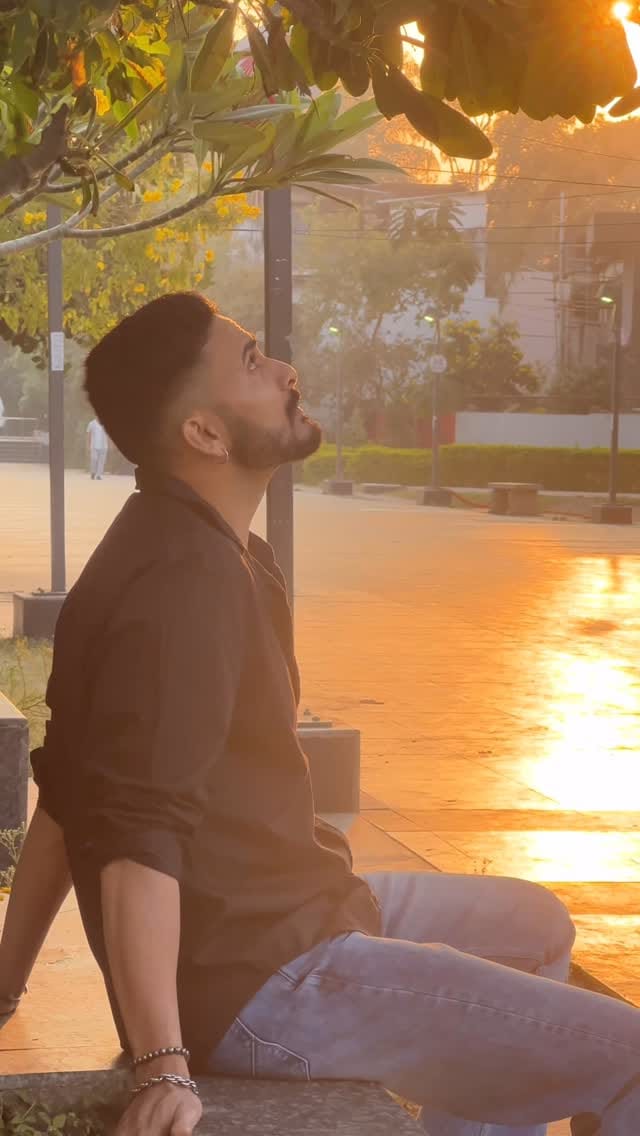 Post 7 by Shikhar Chandra on Instagram (video)