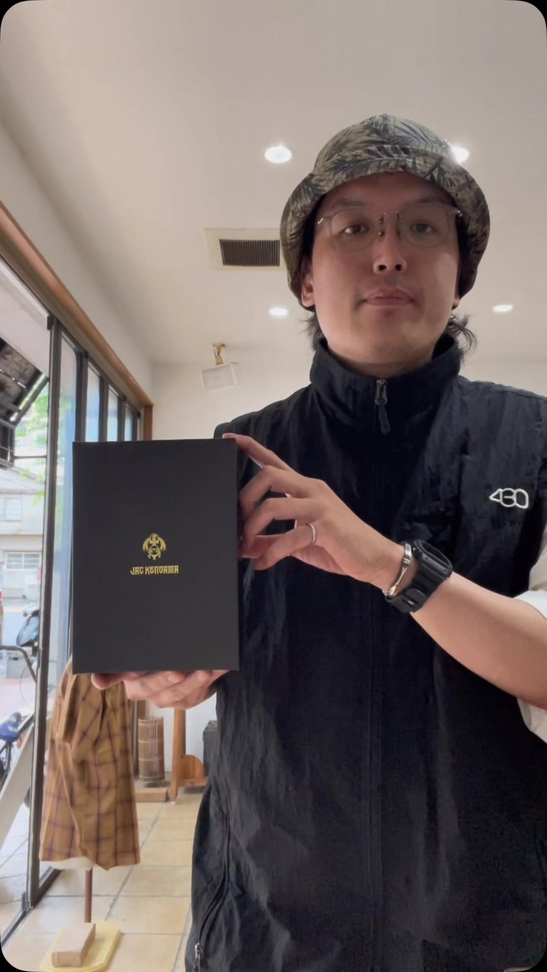 Post 7 by DECADE OKAYAMA on Instagram (video)
