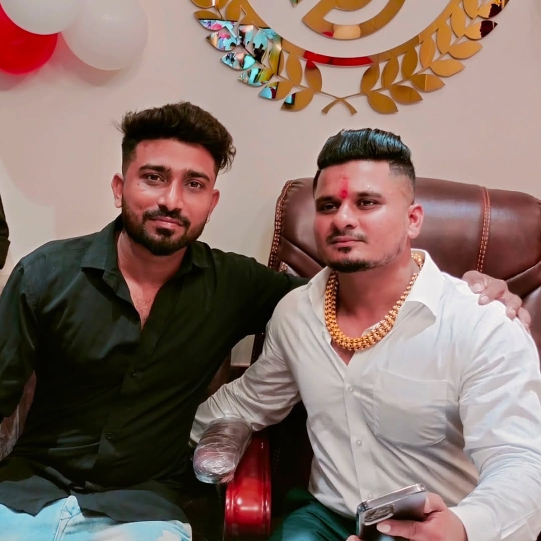 Post 7 by SAGAR THAKOR OFFICIAL on Instagram (image)