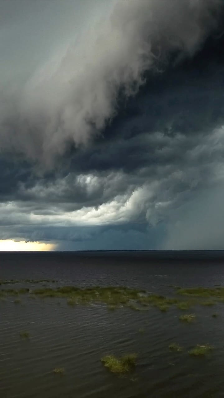 Post 2 by Jeff Gammons | Storm Chaser on Instagram (video)