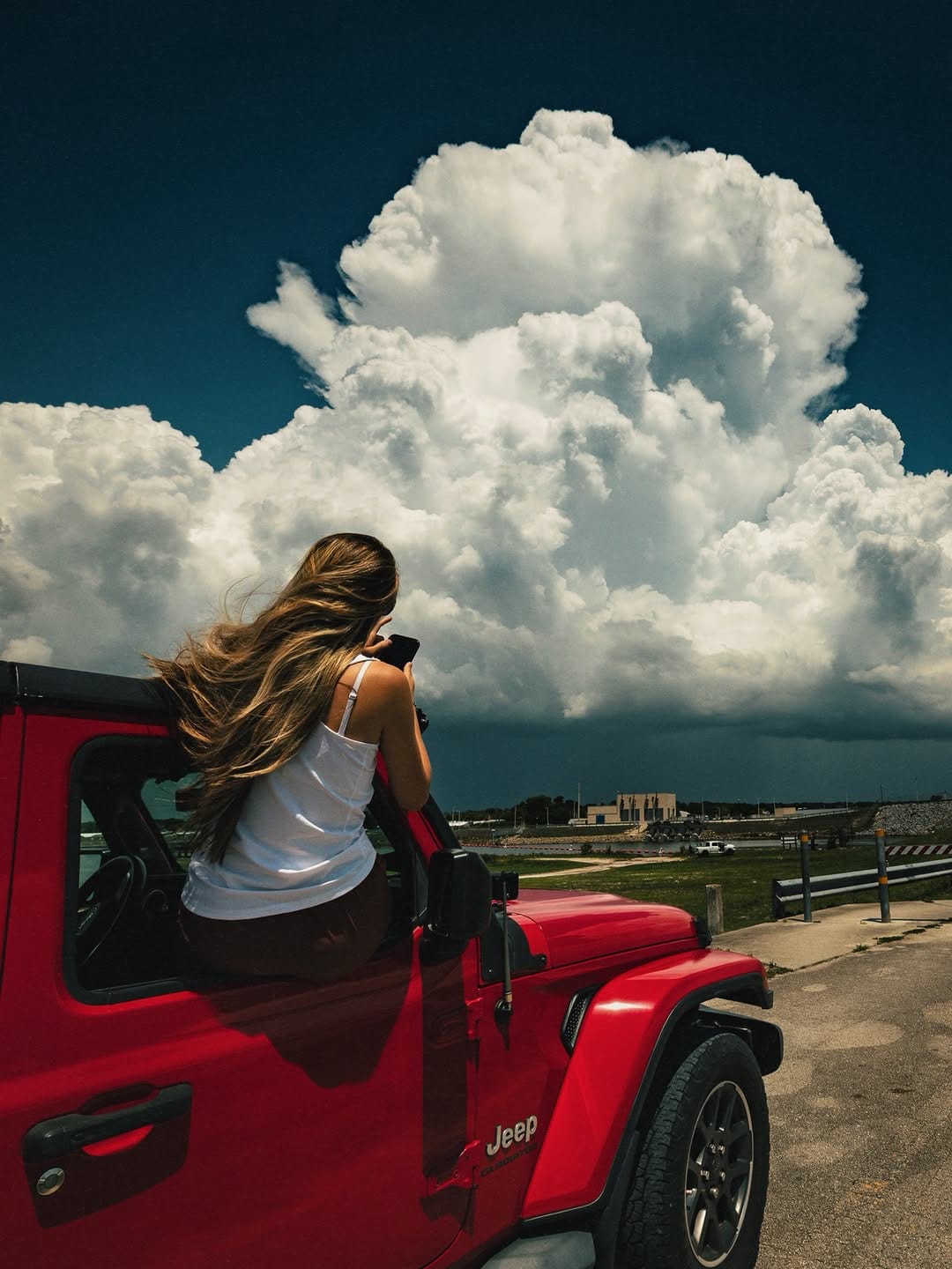 Post 3 by Jeff Gammons | Storm Chaser on Instagram (image)