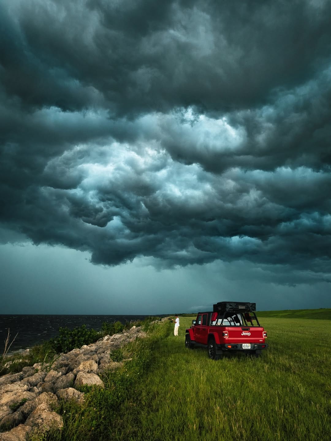 Post 1 by Jeff Gammons | Storm Chaser on Instagram (image)