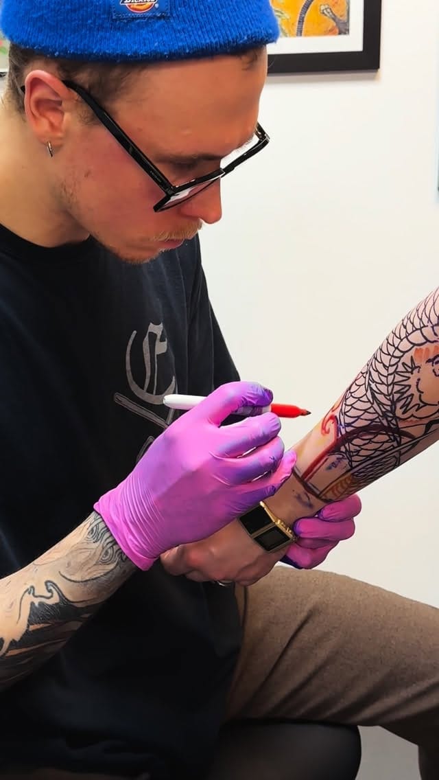 Post 2 by Tattoo & Manga Artist on Instagram (video)